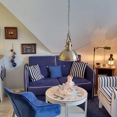 Kapitänshaus Steuerbord - 63-01