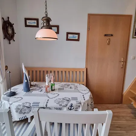 Kapitaenshaus Steuerbord - 63-01 Ostseebad Kühlungsborn